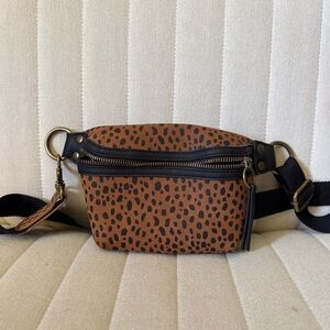 Universal Thread Pleather Leopard Print Brown Crossbody Belt Bag